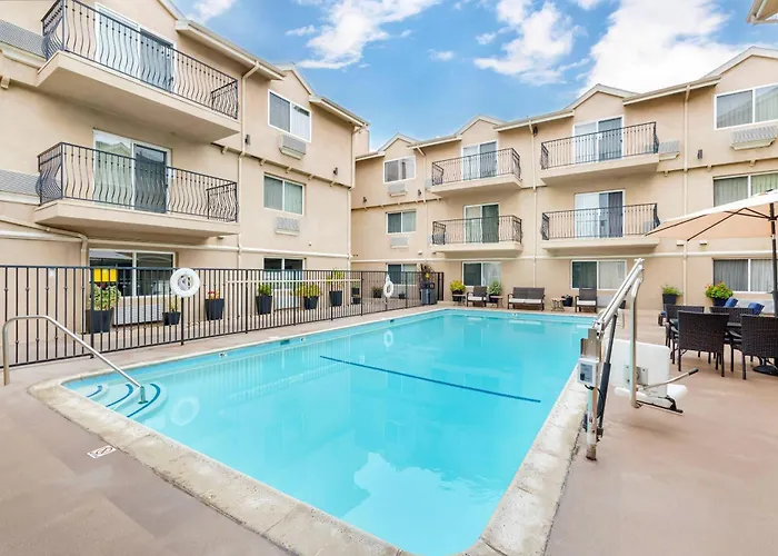 Comfort Inn Cockatoo Near Lax Airport
